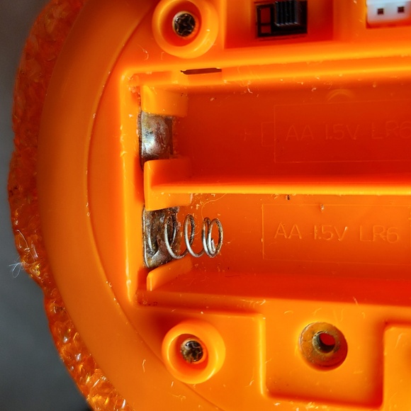 DISNEY VINTAGE, HALLOWEEN MELTED  POPCORN, LIGHTUP MICKEY PUMPKIN HEAD - Picture 6 of 8